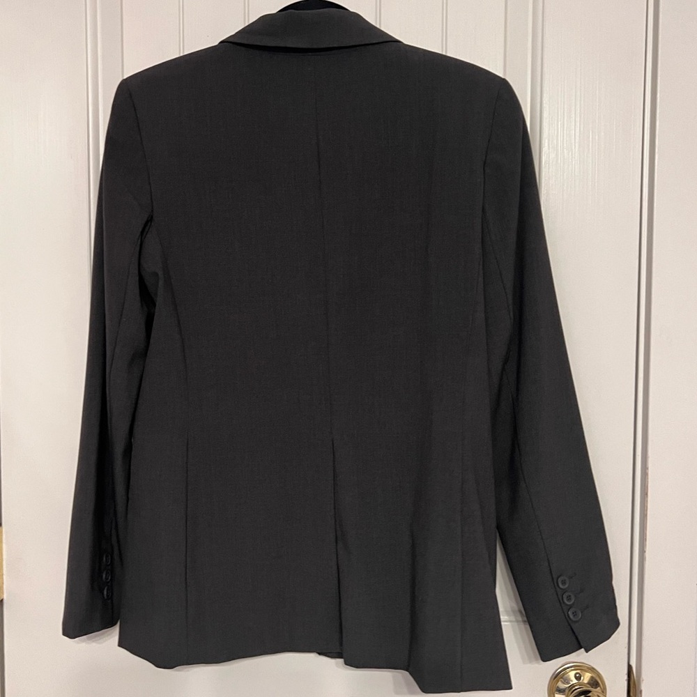 Blazer - Picture 2 of 3